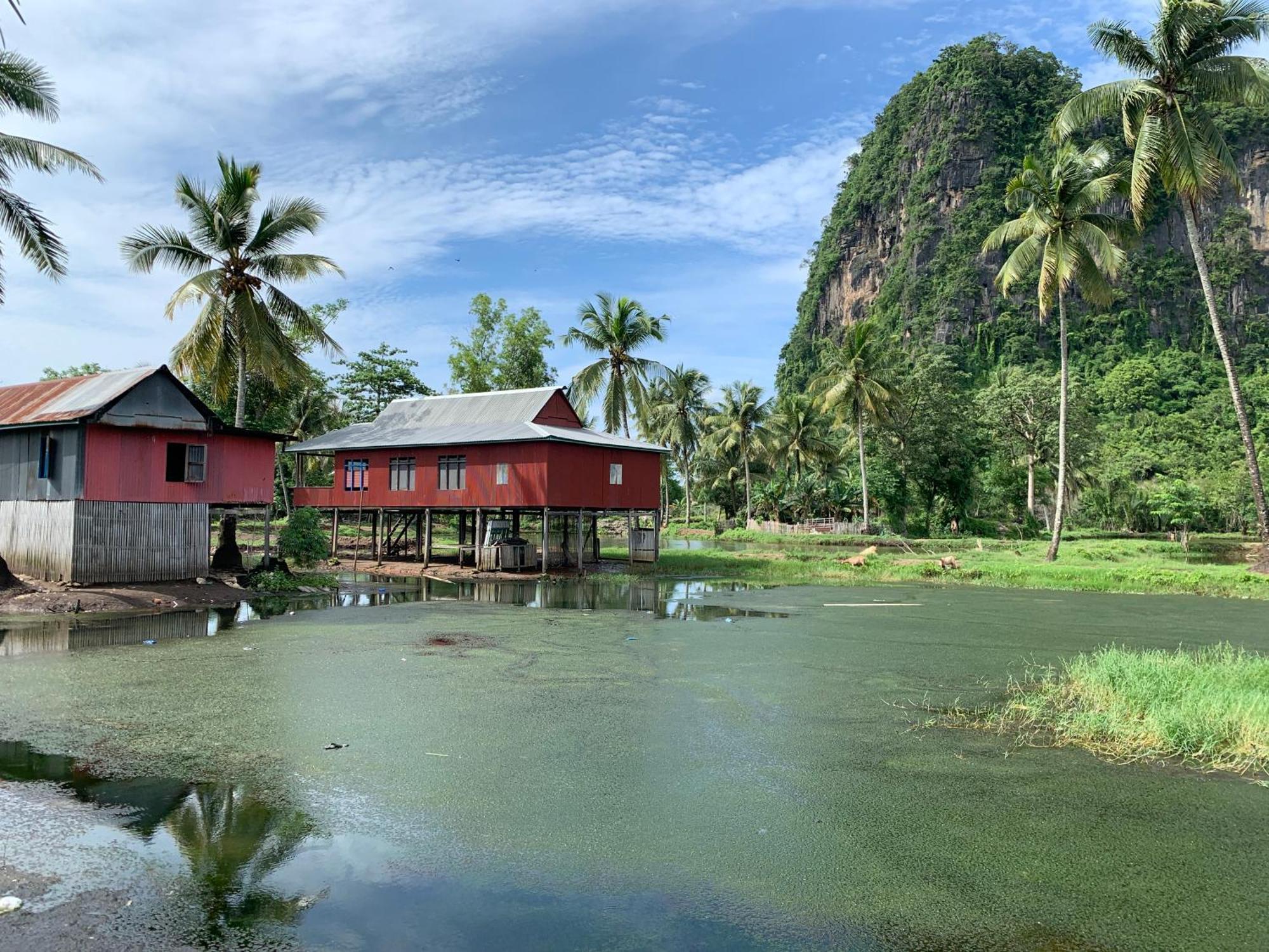 Nasrul House Homestay For Backpackers Maros Exterior foto
