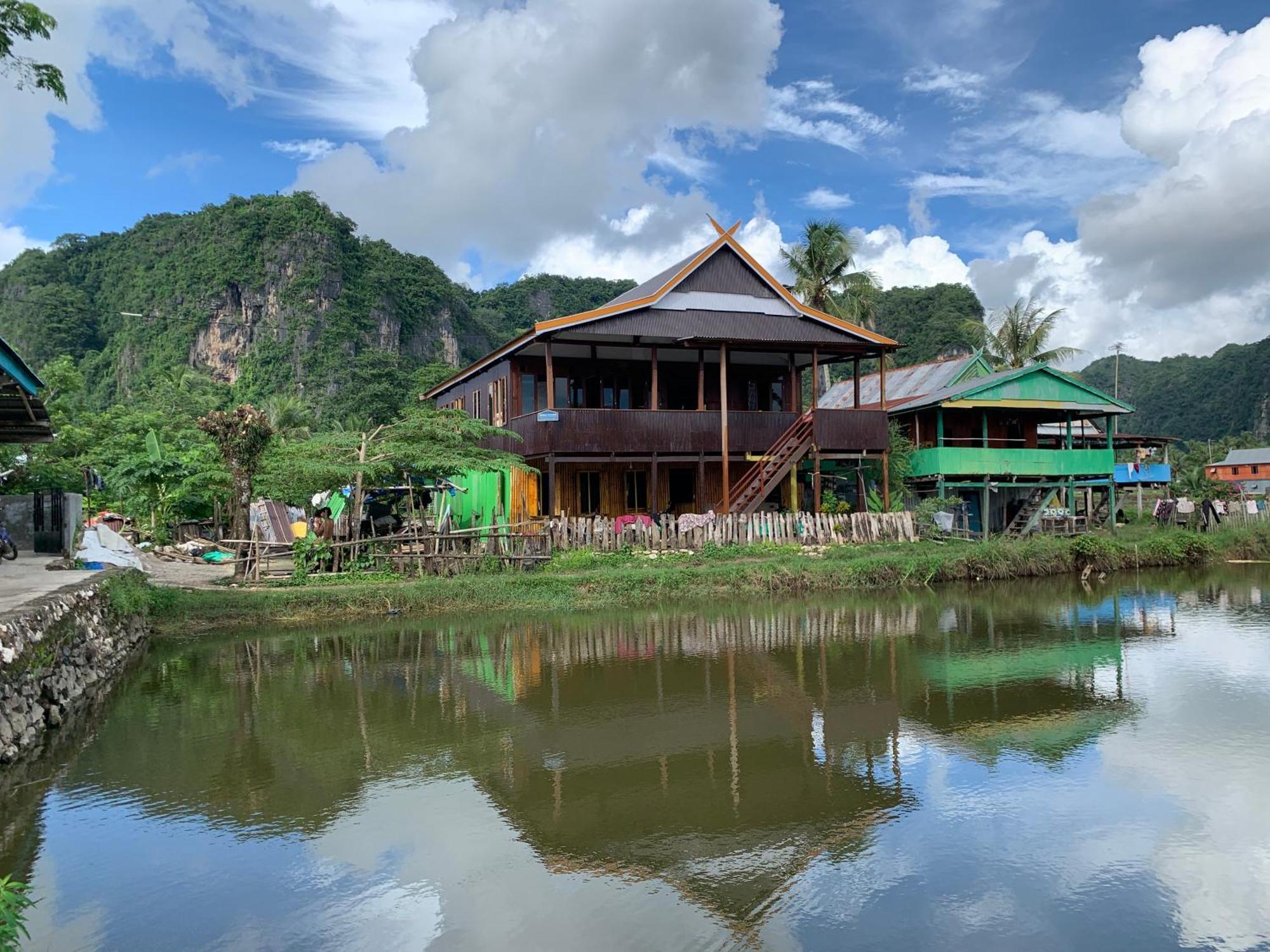 Nasrul House Homestay For Backpackers Maros Exterior foto