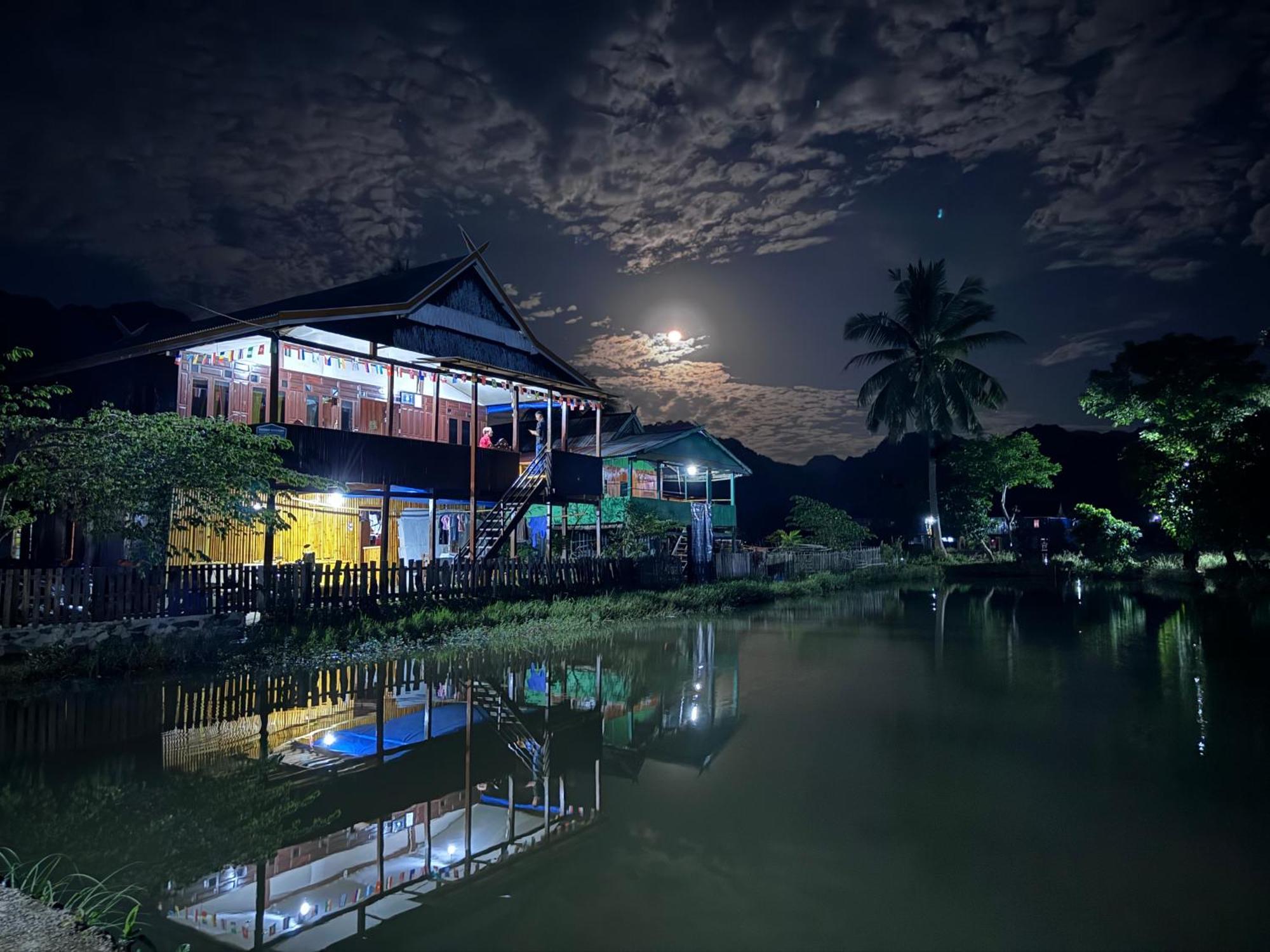 Nasrul House Homestay For Backpackers Maros Exterior foto
